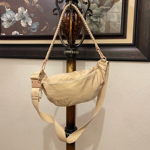 BEIS Handbags - Beis please check all picture of condition